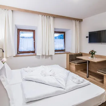 Heidenberger Delle Scuole 3* Colle Isarco