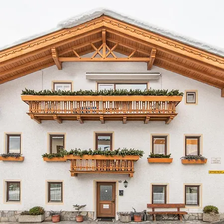 Heidenberger Delle Scuole Aparthotel Colle Isarco