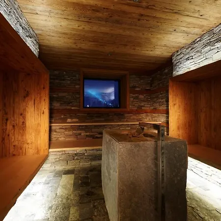 Aparthotel Heidenberger Delle Scuole 3*